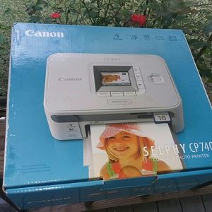 Canon Selphy CP740 Photo Printer
